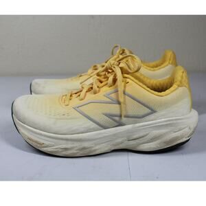 Size 7.5 Womens New Balance, 1080v14 Fresh Foam X Running Shoe  Clementine Angor